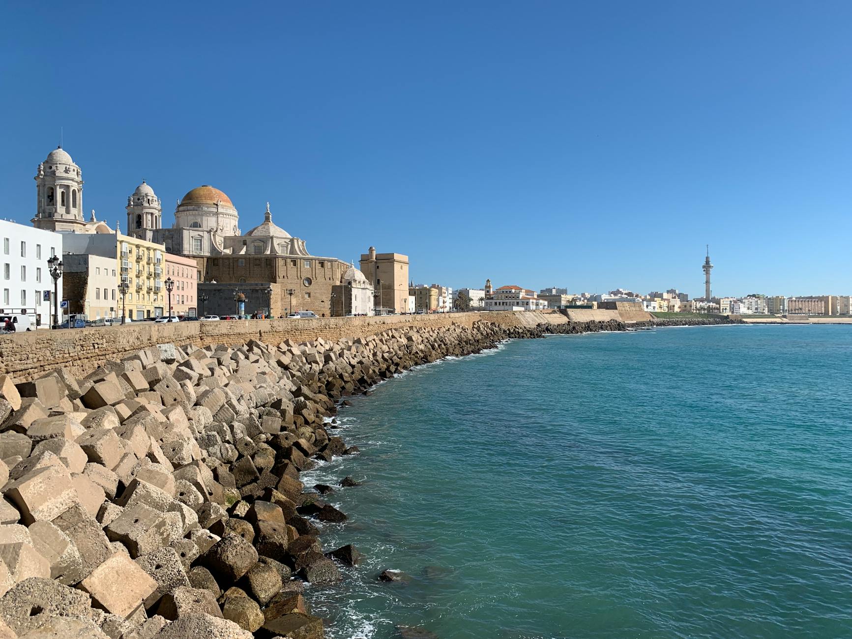 Cádiz y Ronda: Playas y Pueblos Blancos en 4 Días