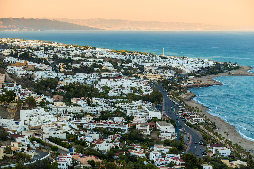 Guía práctica de Mojácar: playas, naturaleza y pueblo blanco