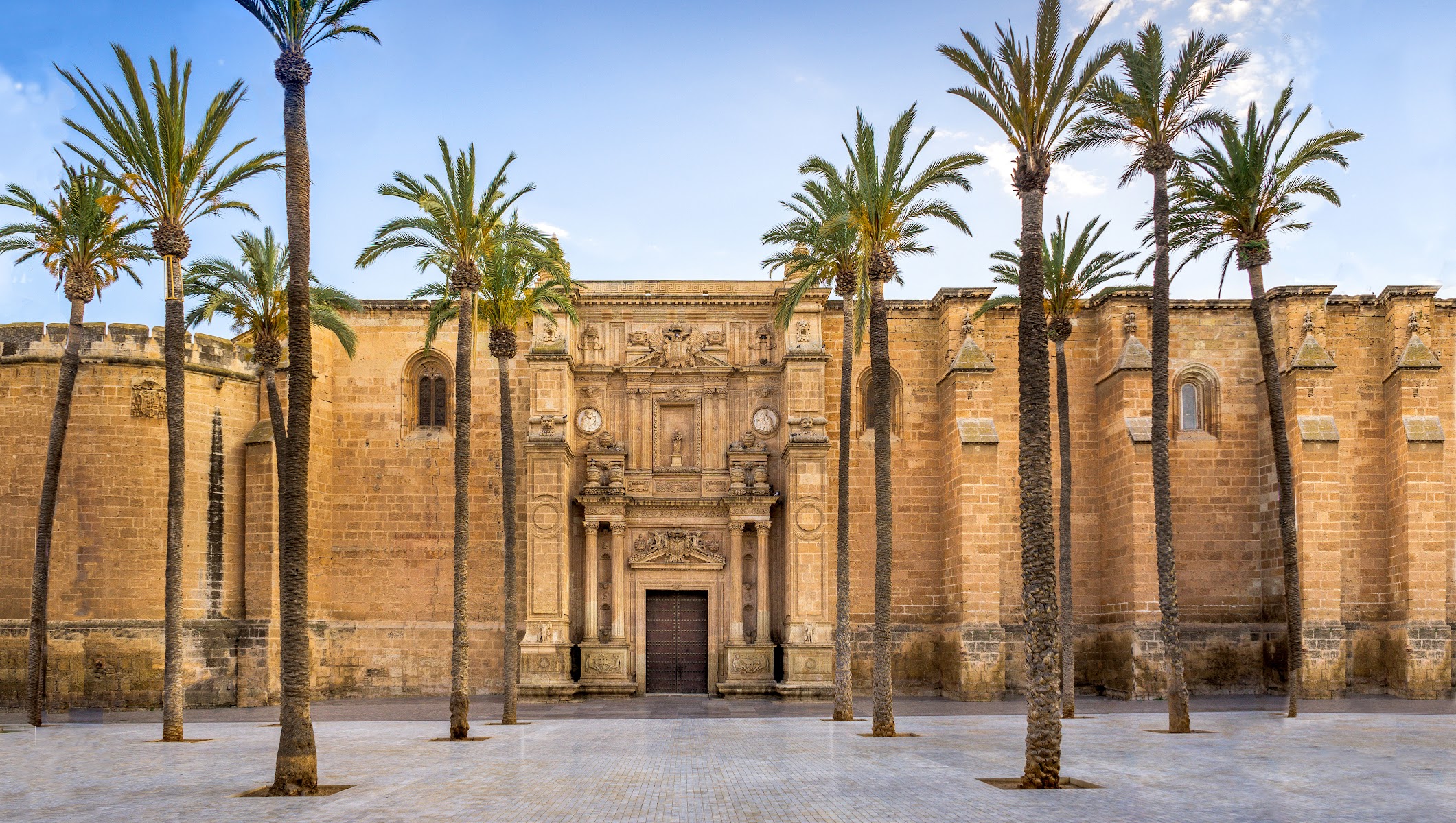 Catedral de la Encarnación de Almería — Almería | Alcazaba, catedral y tapeo con vermú, Almería, Andalucía
