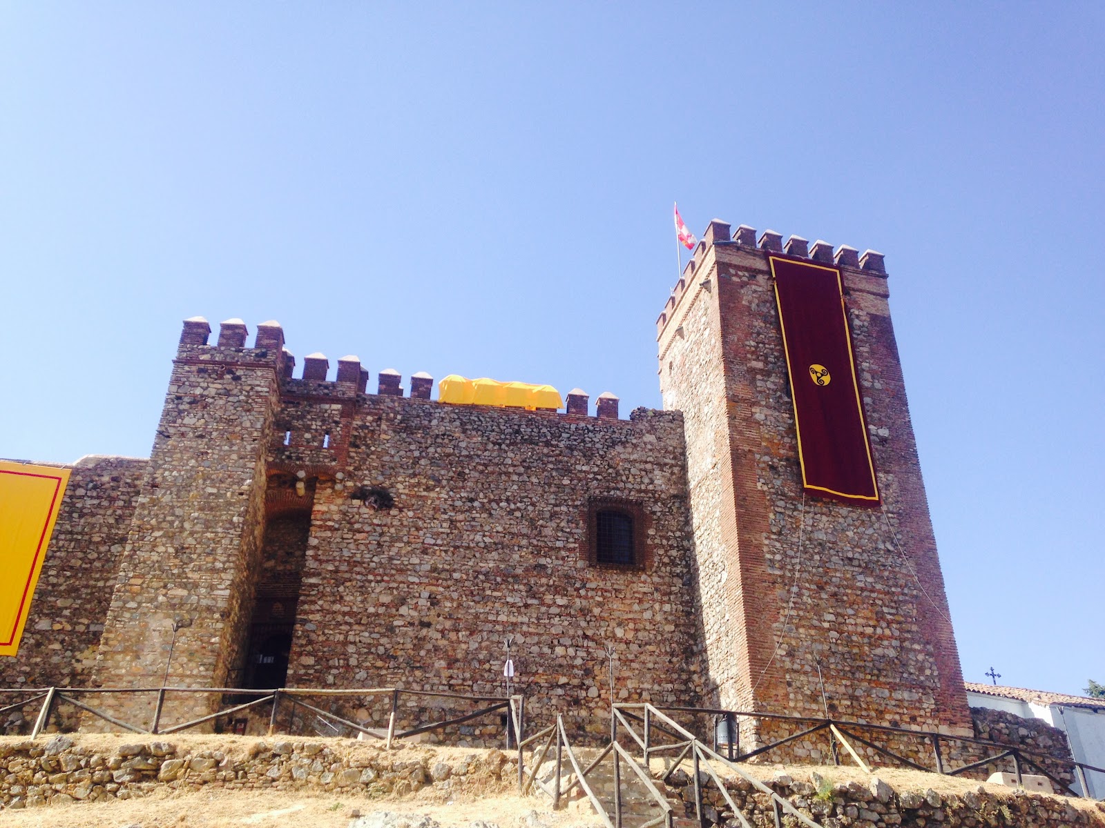 Castillo de Cortegana — Aroche | Frontera con Portugal y arte sacro, Aroche, Andalucía